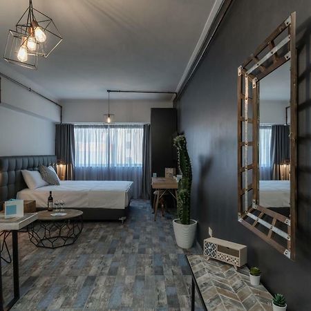 Superb Industrial Style Lodge Heart Of 雅典 外观 照片
