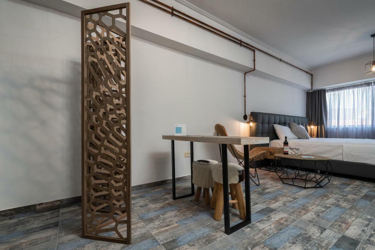 Superb Industrial Style Lodge Heart Of 雅典 外观 照片