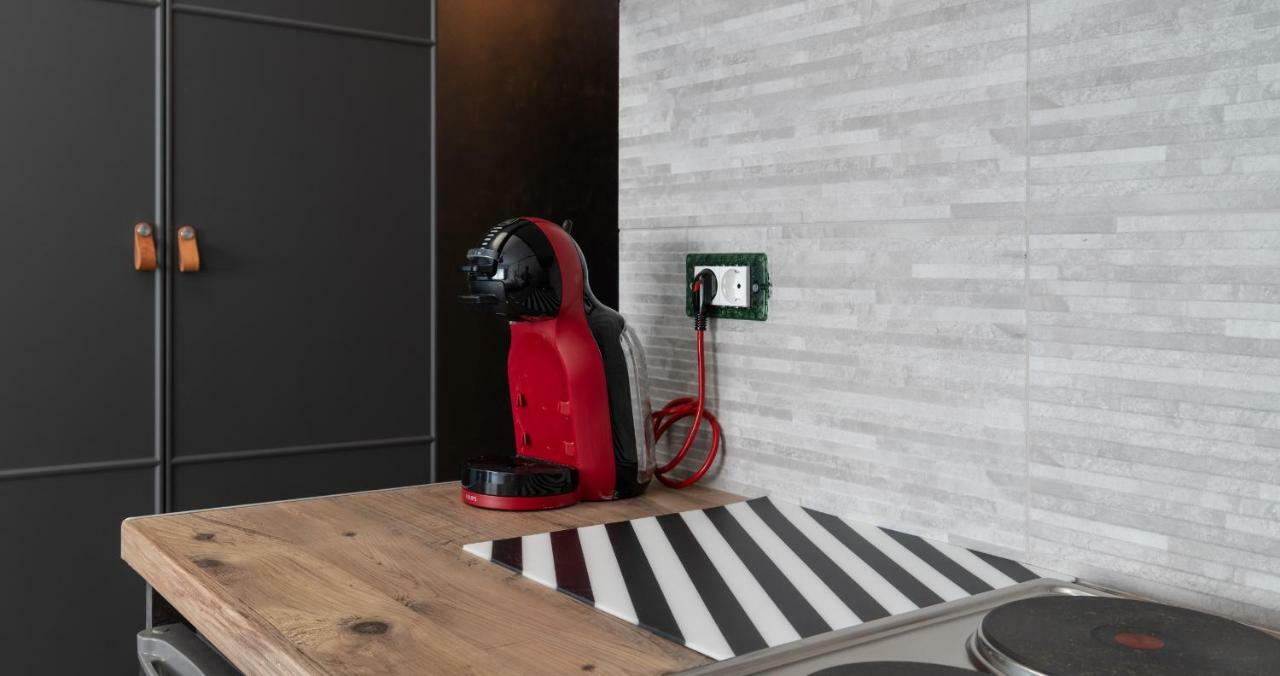 Superb Industrial Style Lodge Heart Of 雅典 外观 照片